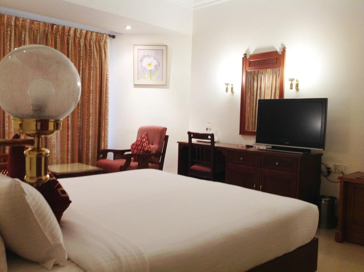Krishna Inn Guruvayur Ngoại thất bức ảnh