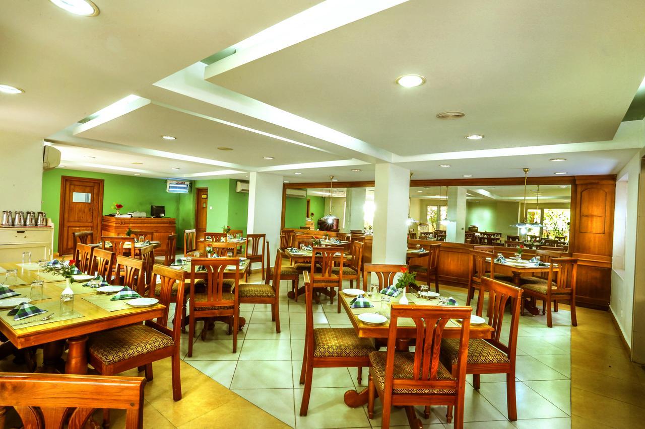 Krishna Inn Guruvayur Ngoại thất bức ảnh